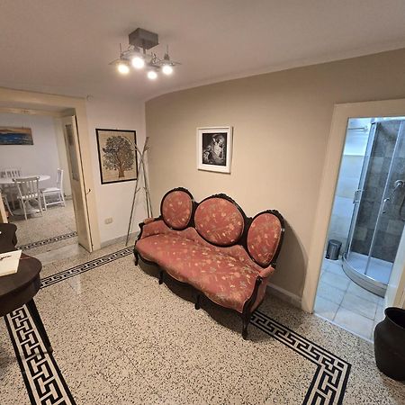 Residenza Don Carlo Apartment Naples Luaran gambar